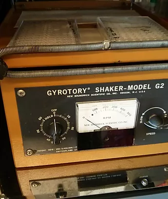 Gyrotory Shaker